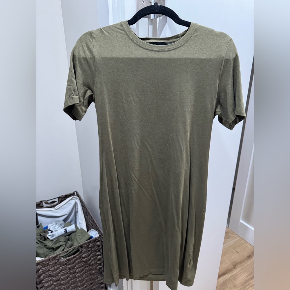 Theory Olive Green T-Shirt Dress Size Medium